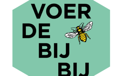 Voer de bij bij
